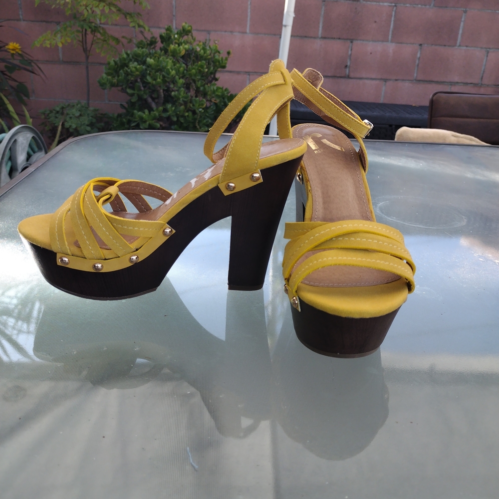 Report Yellow Platform Sandals with Straps